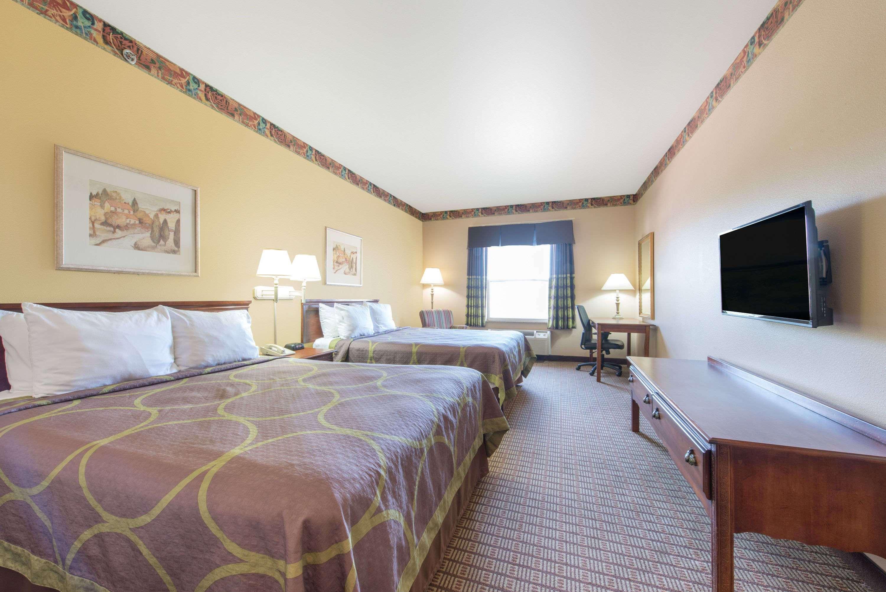 Super 8 By Wyndham Fort Worth Stockyards Exterior photo